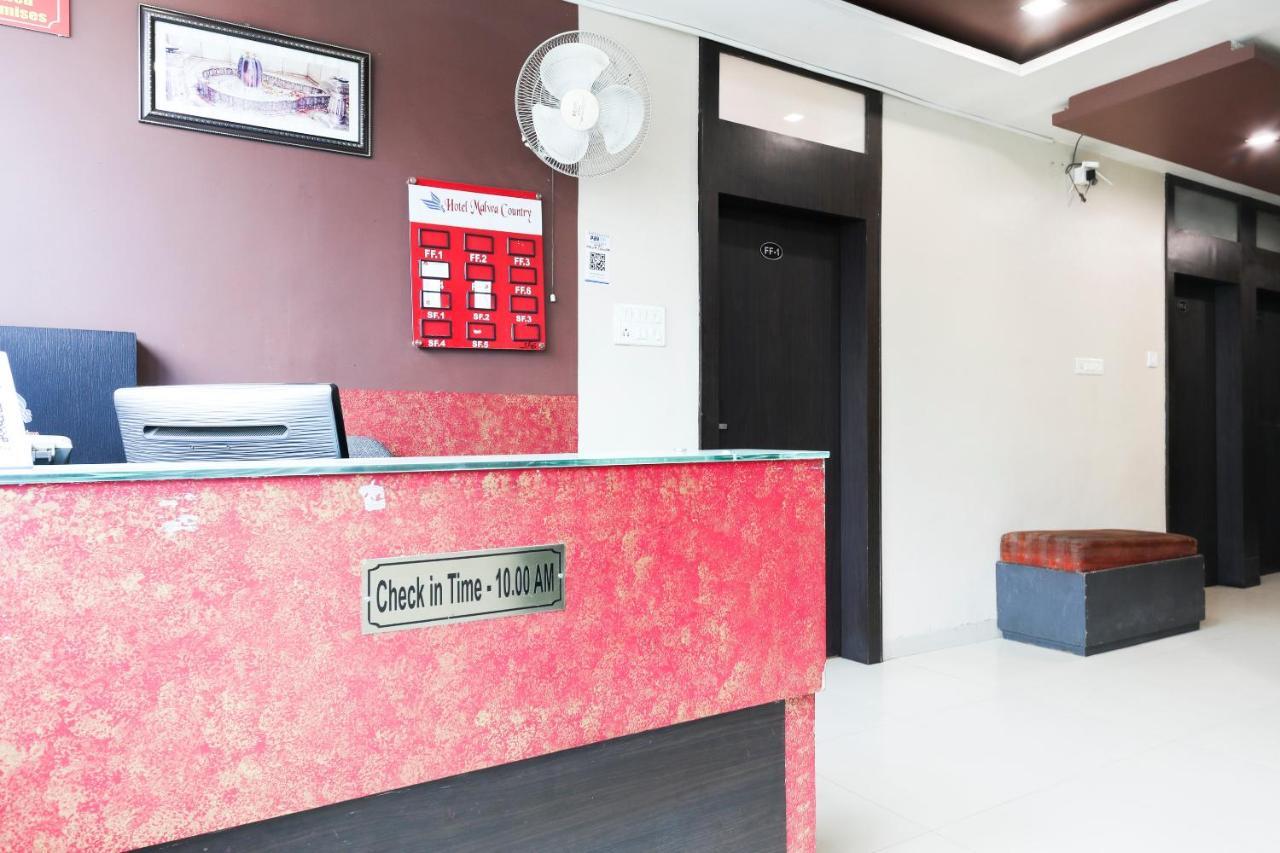 Oyo 3341 Hotel Malwa Country Индаур Экстерьер фото